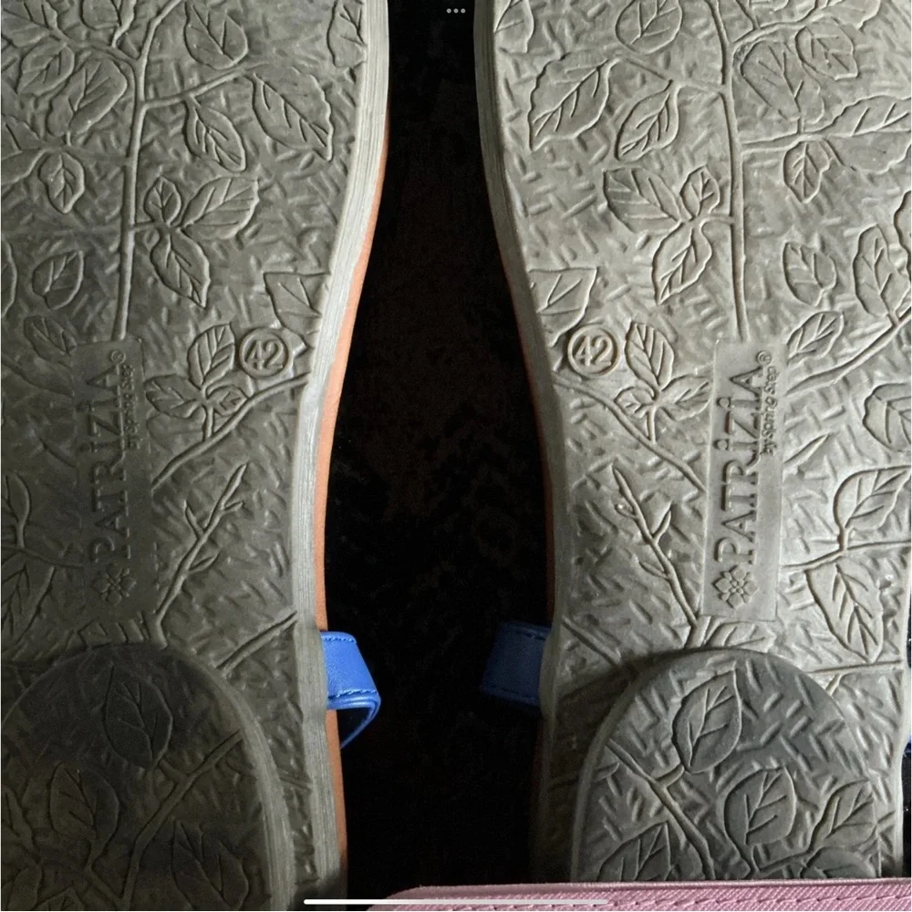 Patrizia Gadelina Blue with multicolored straps and faux diamond bead accents - Picture 10 of 16